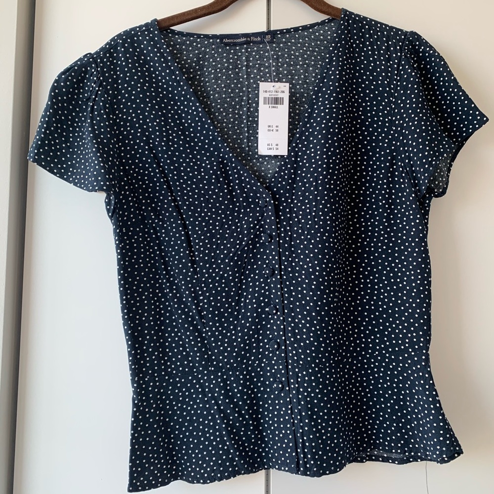 Abercrombie Polka dot blouse NWT